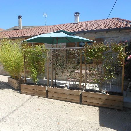 Le Gite De Vire Exterior photo